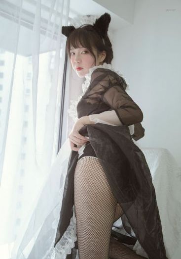 美女毛茸茸的阴户视频