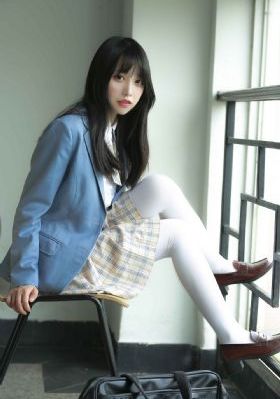 在线中文av