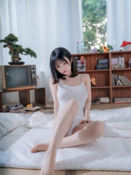 哭悲在线观看免费高清恐怖普通话