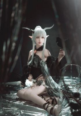 少妇老师勾引我做爰电影