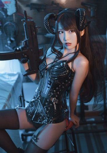 豪放大女兵bd在线观看